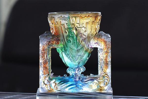 风水搬家第一件进门的东西是什么